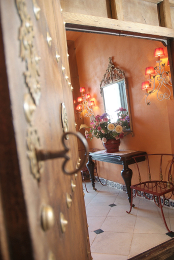Public Area 5, La Casona de Calderón Gastronomic & Boutique Hotel, Sevilla