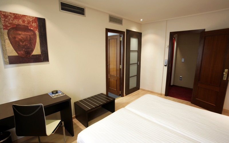 Bedroom 3, Hotel Las Ventas, Zaragoza