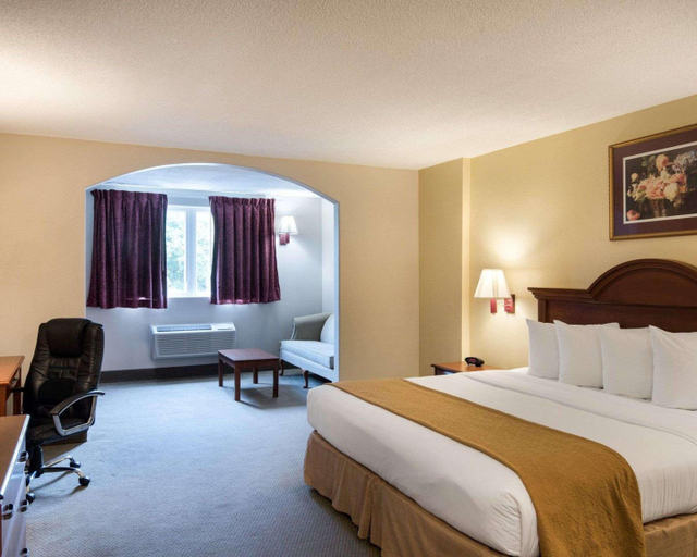 Bedroom 3, Country Inn & SUI by Radisson Rehoboth Beach-Dewey, Sussex