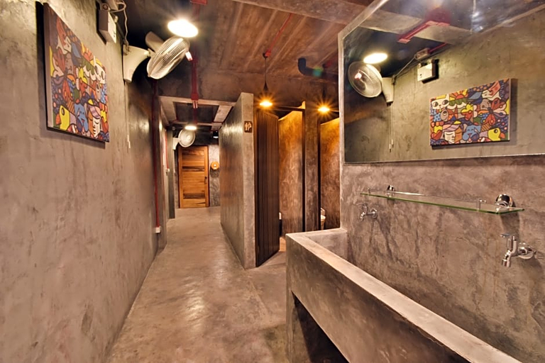 Public Area 2, Sleeper Hostel, Mueang Krabi