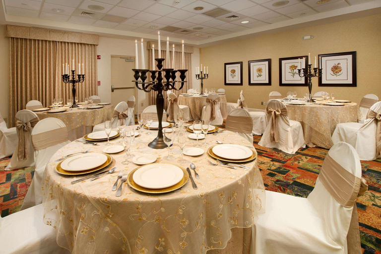 Food & Drinks 5, Hilton Garden Inn Columbus, Muscogee