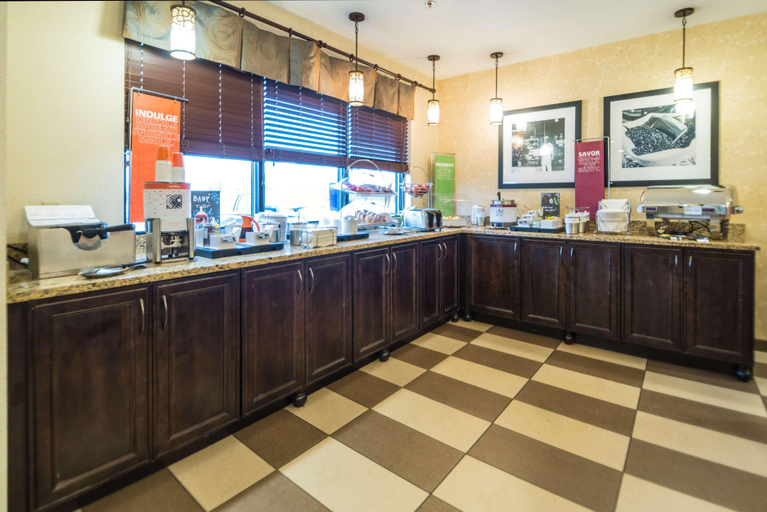 Public Area 3, Hampton Inn Tiffin, Seneca