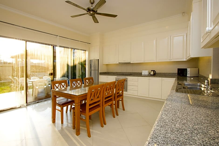 Exterior & Views 4, Avoca Pool Villas, Pattaya
