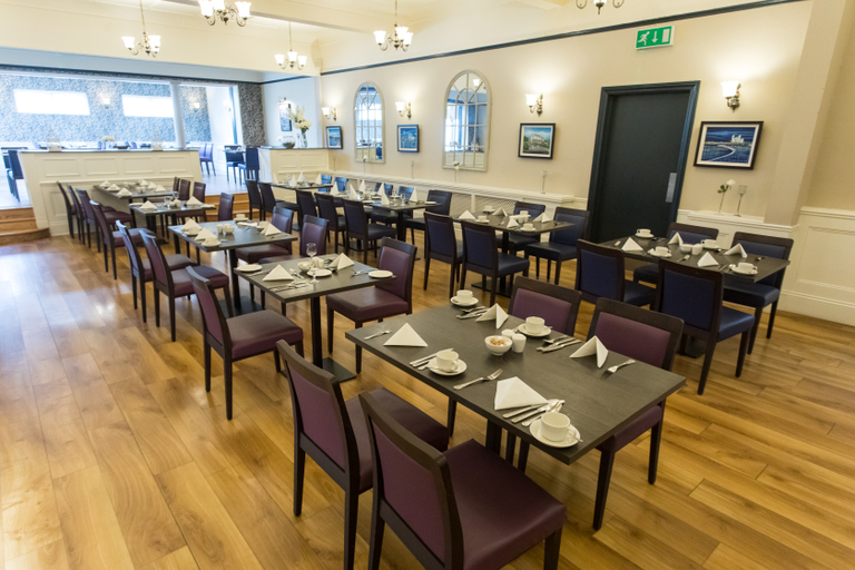 Food & Drinks 5, Shamrock Lodge Hotel