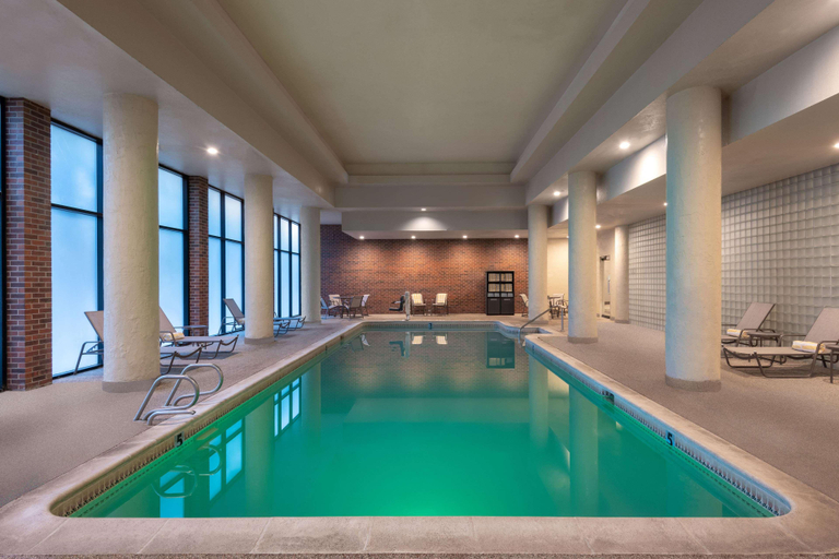 Sport & Beauty 2, DoubleTree by Hilton Denver - Aurora, Arapahoe