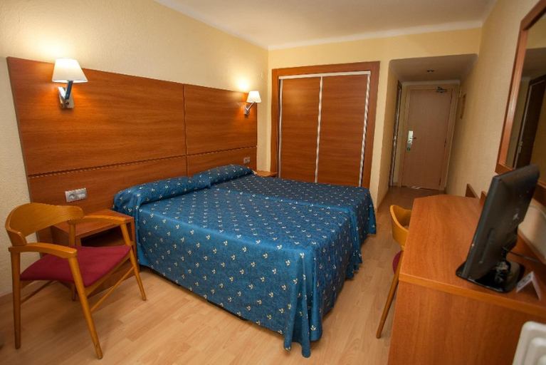 Bedroom 3, Maria del Mar, Girona