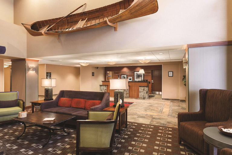 Public Area 2, Hampton Inn & Suites Lake George, Warren