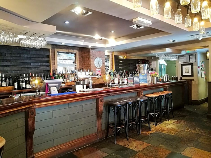 Food & Drinks 5, The Chapter House, Wiltshire