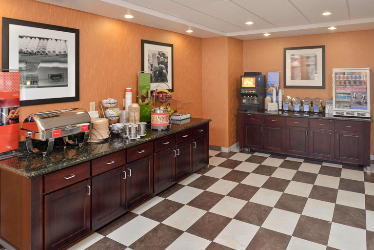 Public Area 2, Hampton Inn Muscatine, Muscatine