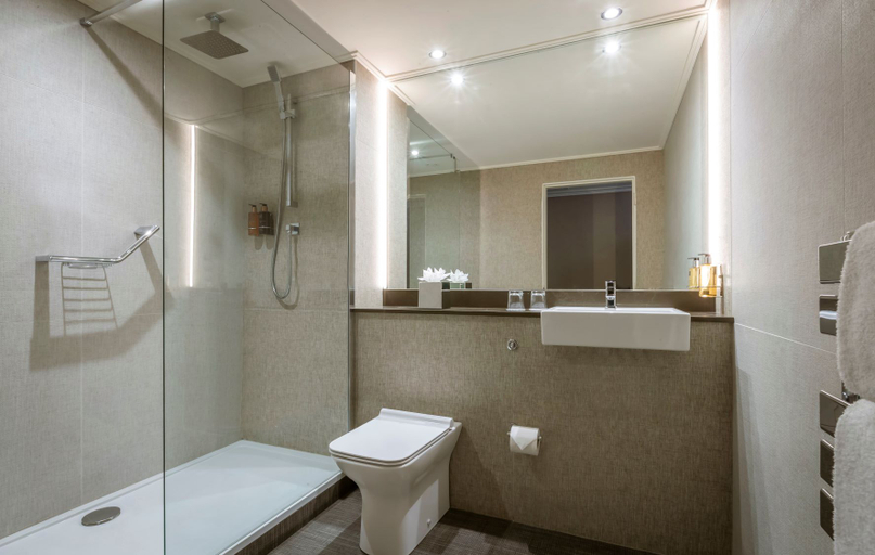 Bathroom 4, The Belvedere, Dublin
