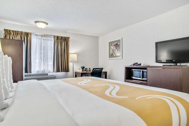 Bedroom 3, Quality Inn Near Mount Rushmore, Pennington