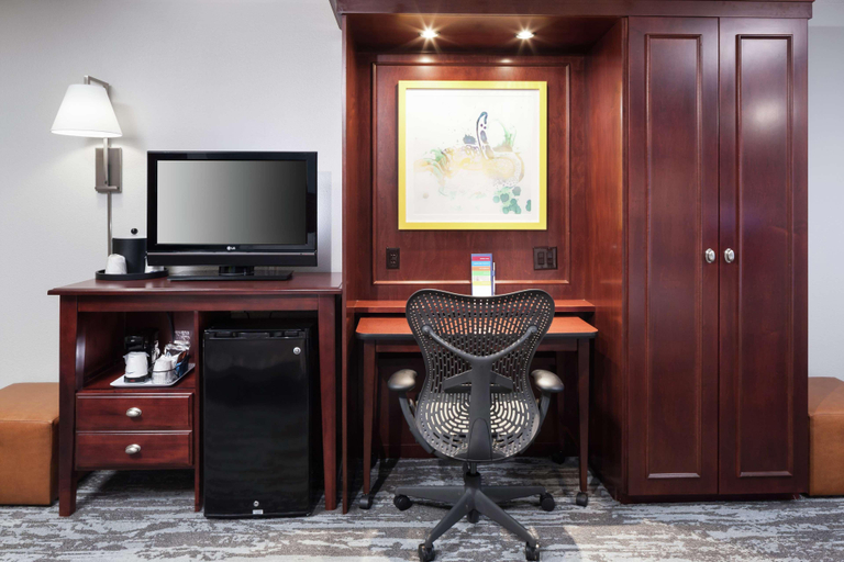 Public Area 3, Hampton Inn Kansas City - Liberty, Kansas City