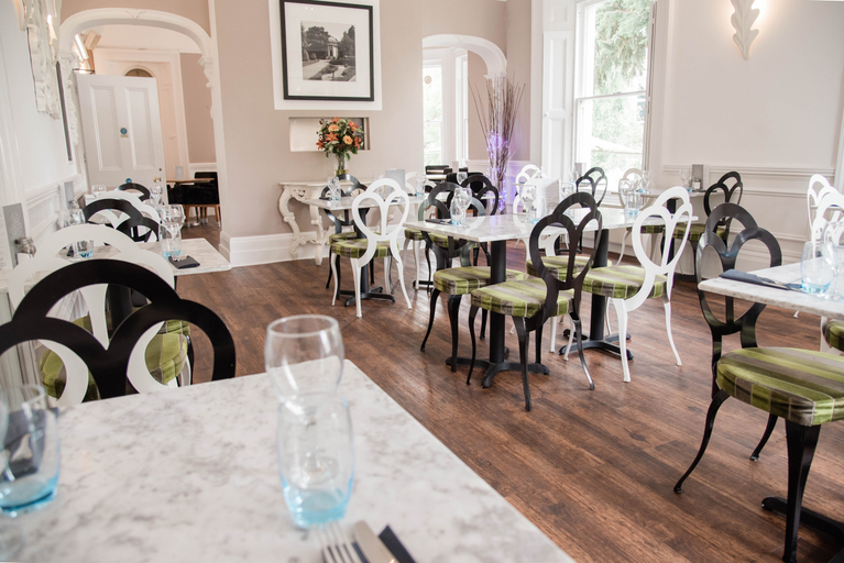 Food & Drinks 4, Episode Hotels, Warwickshire