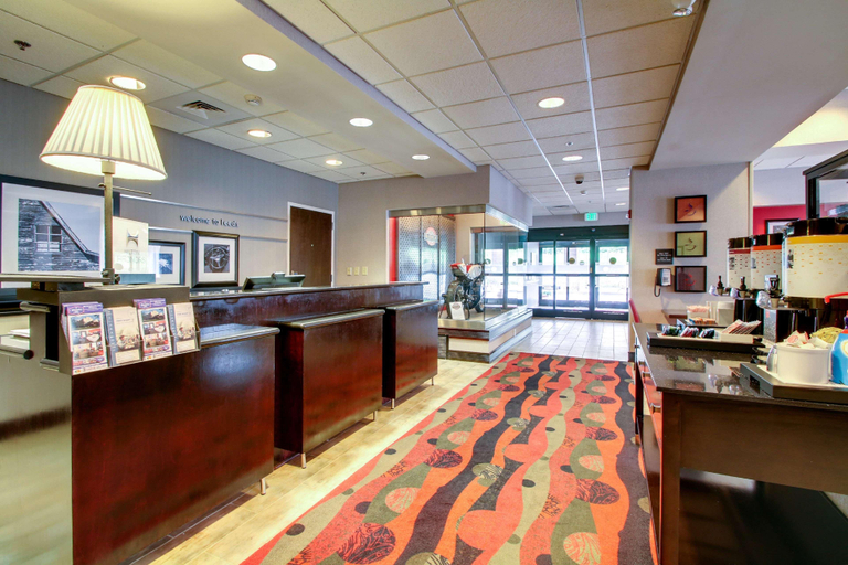 Food & Drinks 5, Hampton Inn Birmingham/Leeds, AL, Jefferson