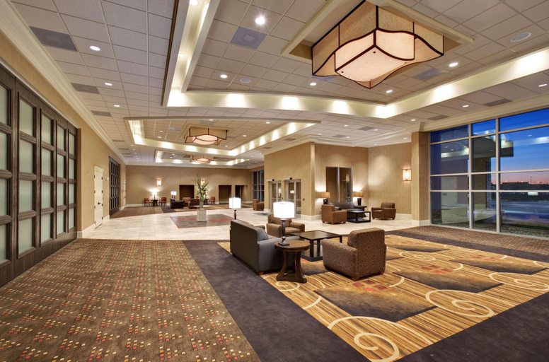 Public Area 2, Hampton Inn & Suites Aberdeen, Brown
