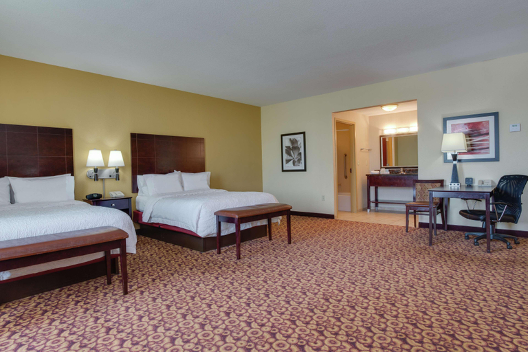 Bedroom 3, Hampton Inn & Suites Ft. Lauderdale/Miramar, Broward