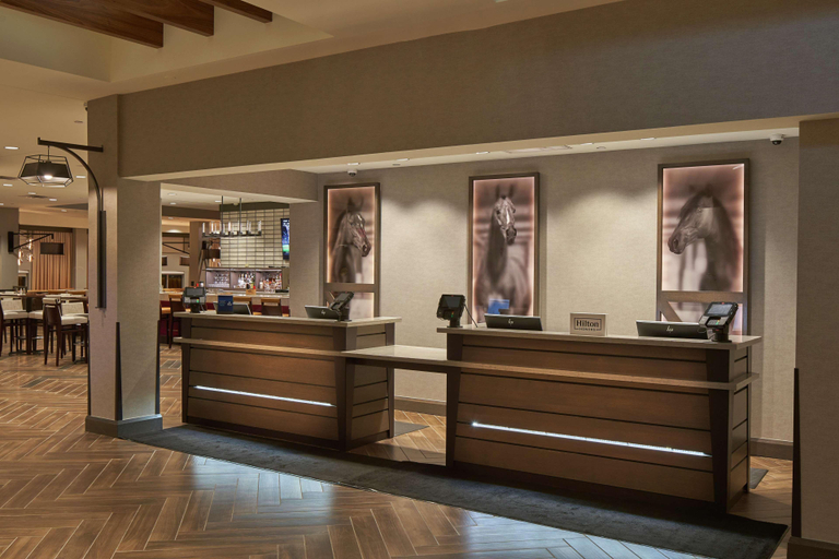 Public Area 5, Hilton Cincinnati Airport, Boone