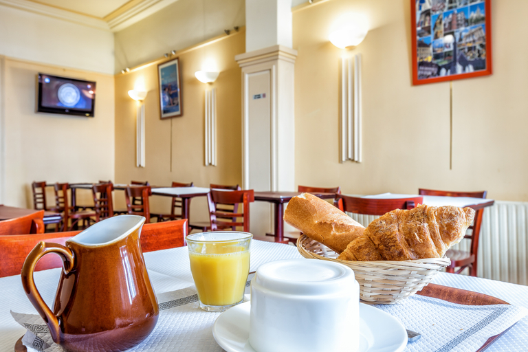 Public Area 2, Hotel Saint Maurice, Nord