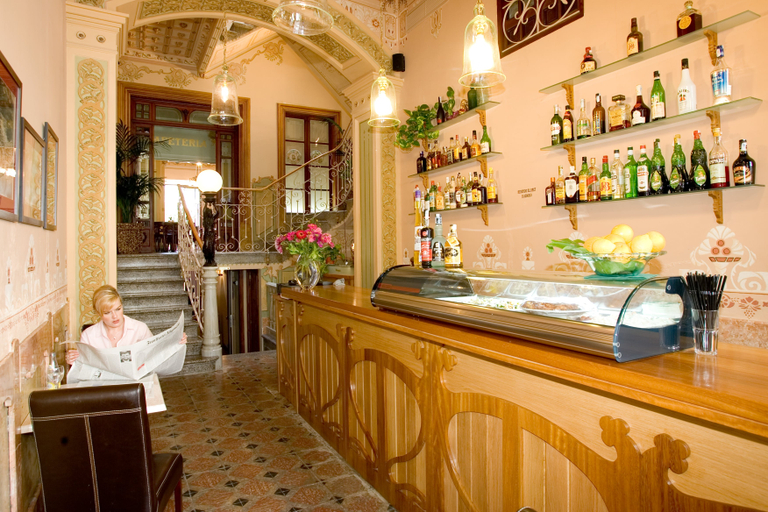 Food & Drinks 5, La Vila, Baleares
