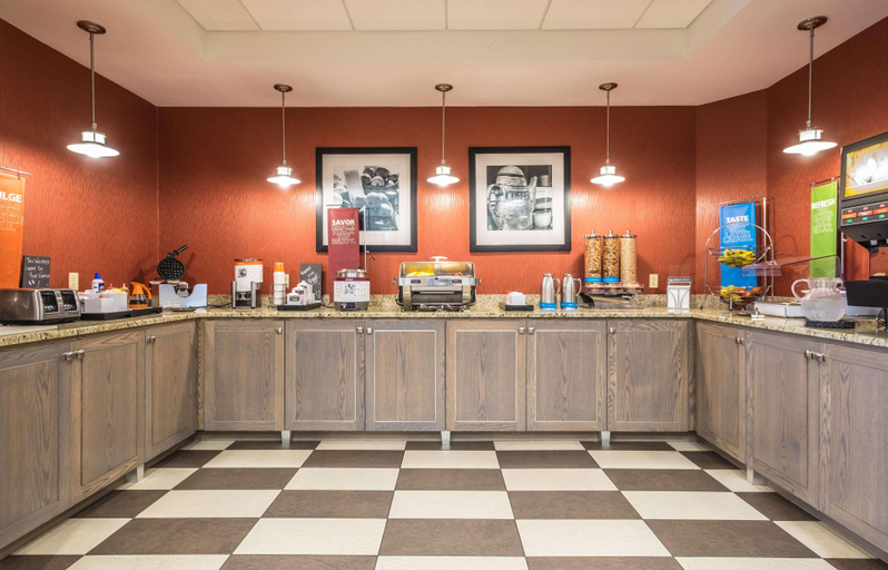 Food & Drinks 5, Hampton Inn Freeport/Brunswick, Cumberland