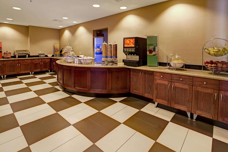 Public Area 2, Hampton Inn Great Falls, Cascade