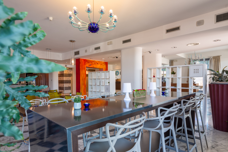 Food & Drinks 5, First Hotel Malpensa, Varese