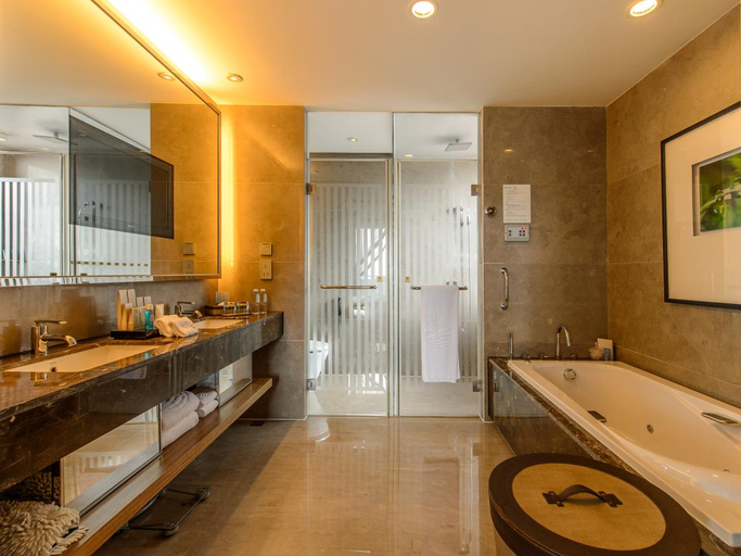Bathroom 5, Mission Hills Resort Dongguan, Dongguan