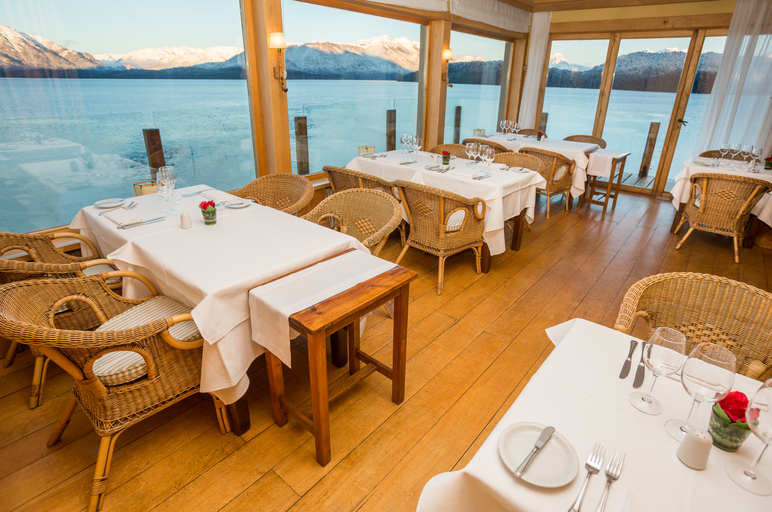 Food & Drinks 5, Correntoso Lake & River, Los Lagos