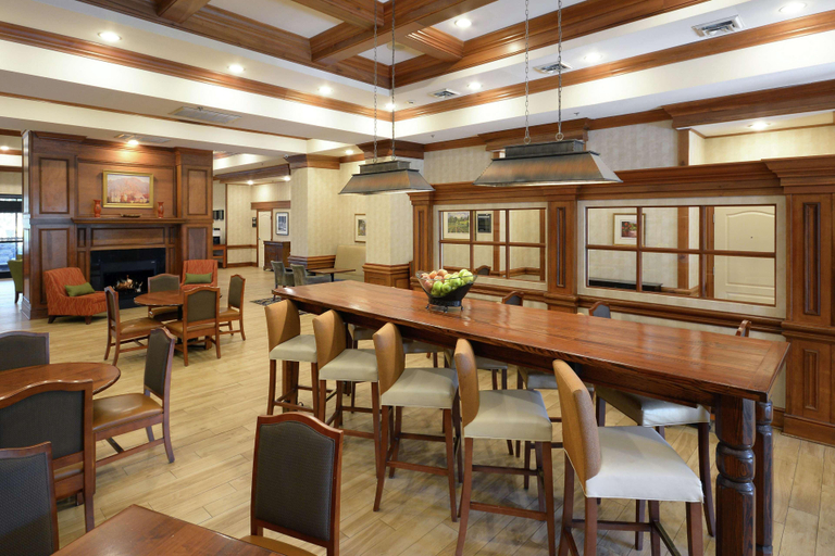 Food & Drinks 5, Hampton Inn & Suites Greenville/Spartanburg I-85, Spartanburg