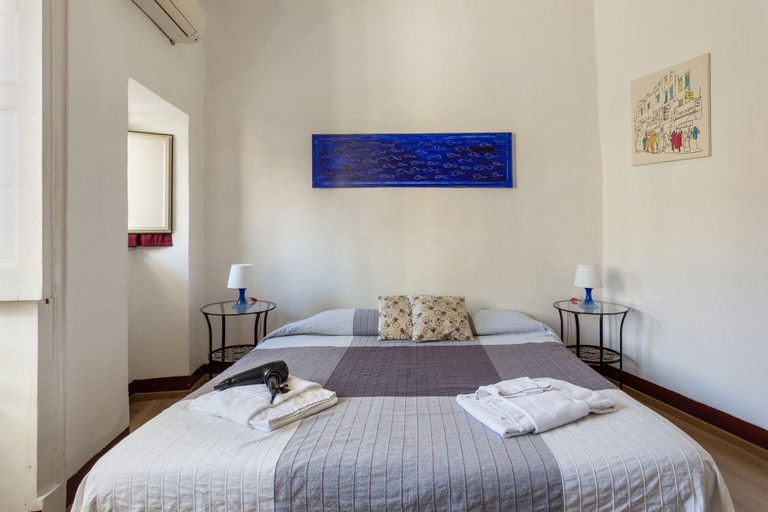 Bedroom 3, Da Gianni e Lucia Rooms, Catania
