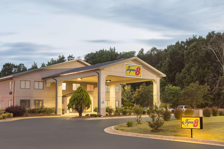 Exterior & Views 1, Super 8 by Wyndham Montgomery I-65, Montgomery