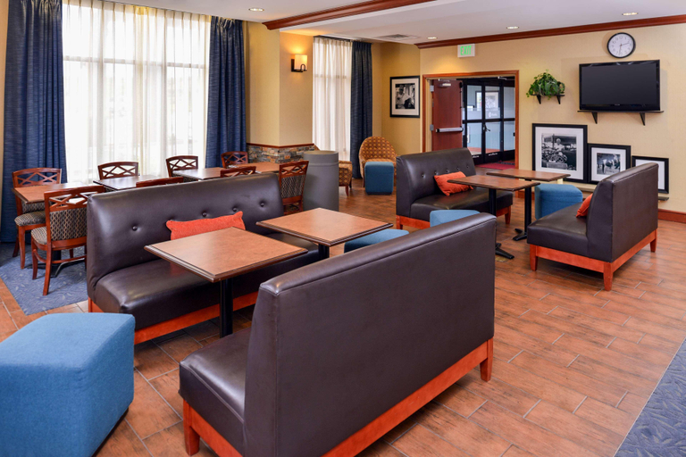 Public Area 2, Hampton Inn Evanston, Uinta