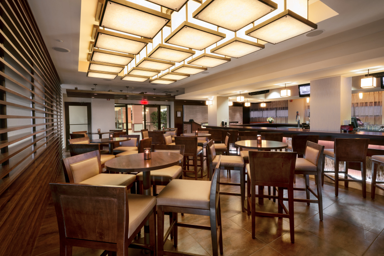 Food & Drinks 5, Brandywine Plaza Hotel, New Castle