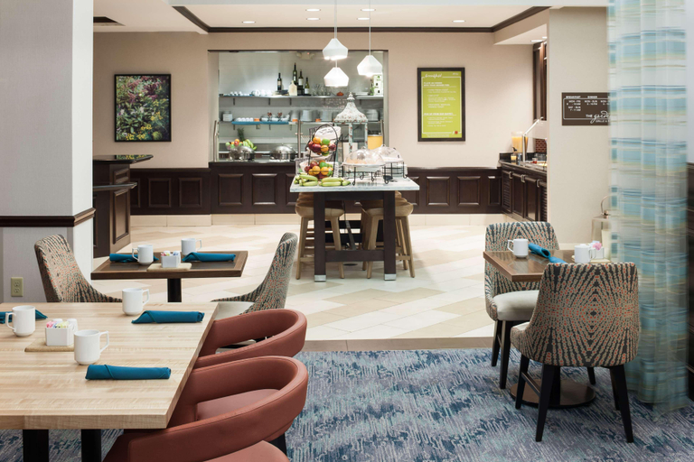 Public Area 2, Hilton Garden Inn Cincinnati/Mason, Warren