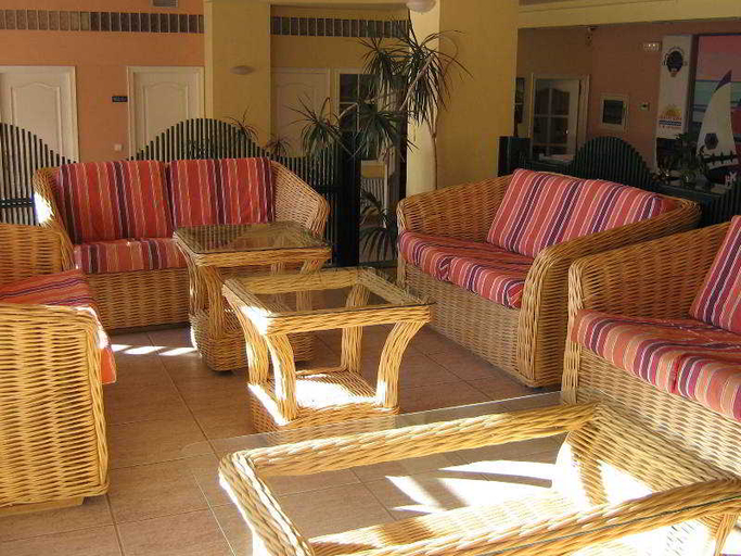 Public Area 2, Comte d'Empuries, Girona