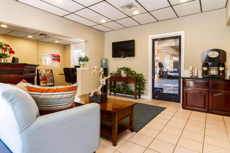 Public Area 3, Auburn House Hotel, Placer