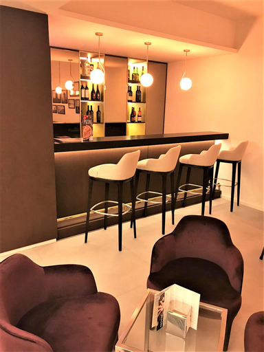 Food & Drinks 23