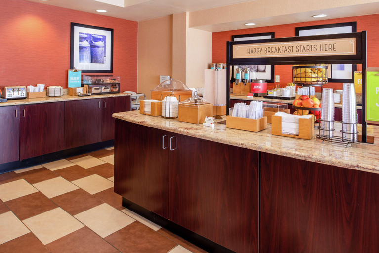 Public Area 2, Hampton Inn Albuquerque-University/Midtown, Bernalillo