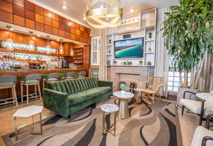 Public Area 2, Chesterfield Hotel & Suites, Miami-Dade