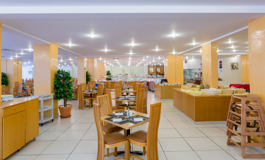 Food & Drinks 5, Blue Sea Holiday Village, South Aegean