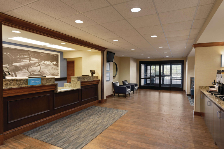 Public Area 2, Hampton Inn Franklin/Milford, Norfolk