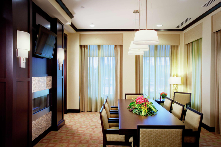 Public Area 2, Hilton Garden Inn Seattle/Bothell, Snohomish