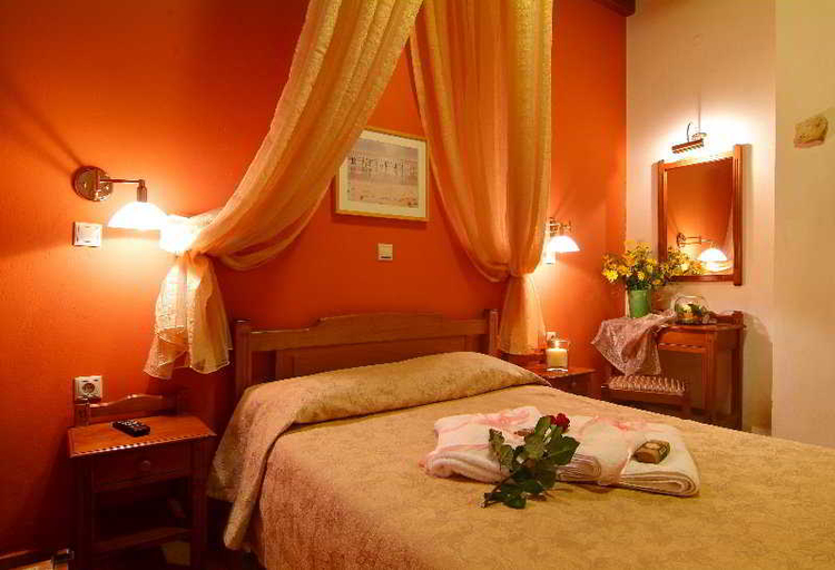 Bedroom 3, Pan Hotel, Central Greece
