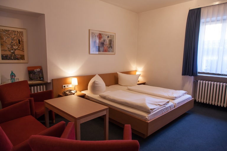 Bedroom 2, Akzent Hotel Schranne, Ansbach