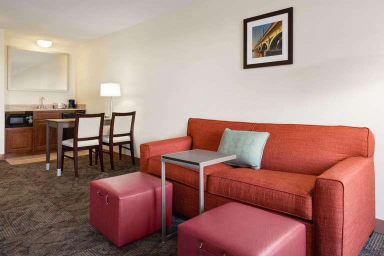Public Area 2, Hampton Inn & Suites Detroit/Sterling Heights, Macomb