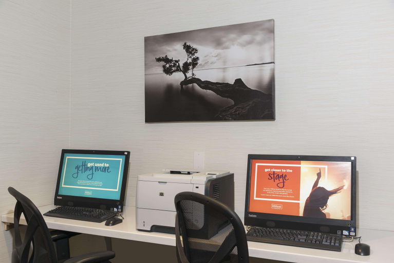 Public Area 2, Hampton Inn Milwaukee-Northwest, Milwaukee