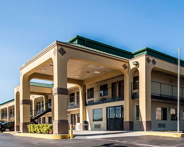 Exterior & Views 2, Econo Lodge Inn & Suites Southeast, Rutherford