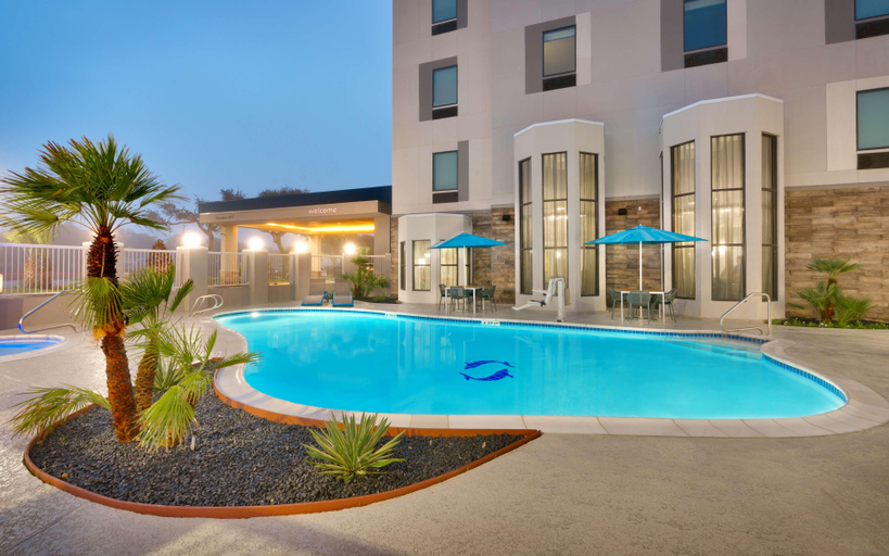 Sport & Beauty 5, Hampton Inn & Suites Rockport-Fulton, Aransas