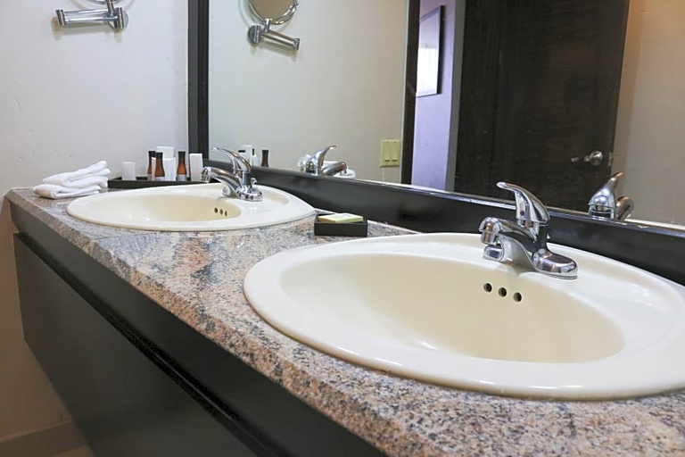 Bathroom 5, Coral and Marina, Ensenada
