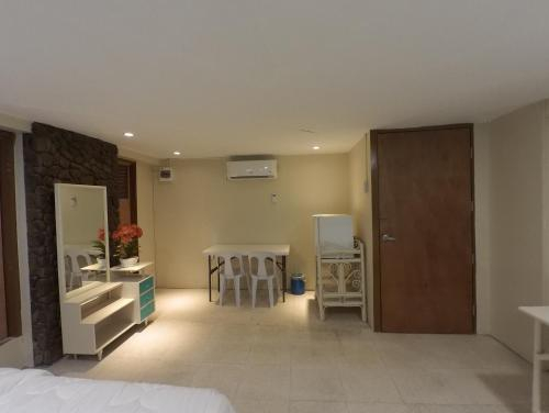 Residencia Marfel, Tacloban City